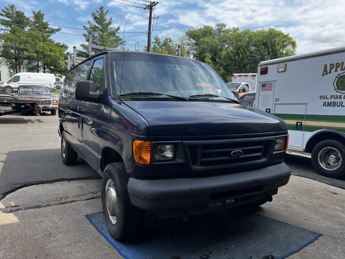 2006 Ford E-250
