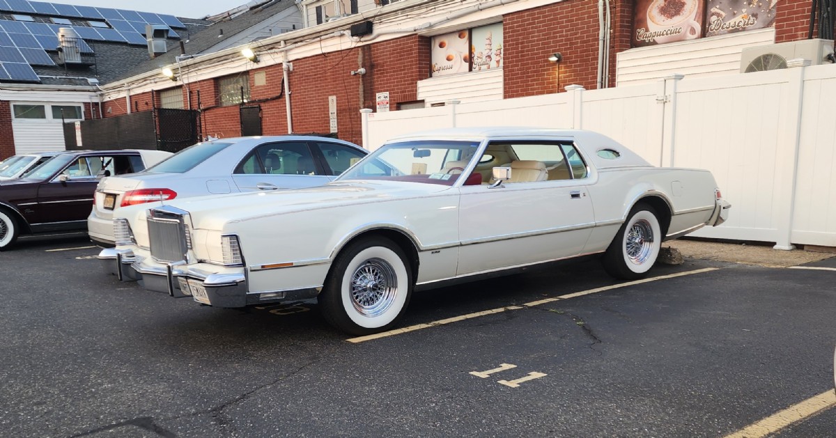 1975 Lincoln  Mark IV