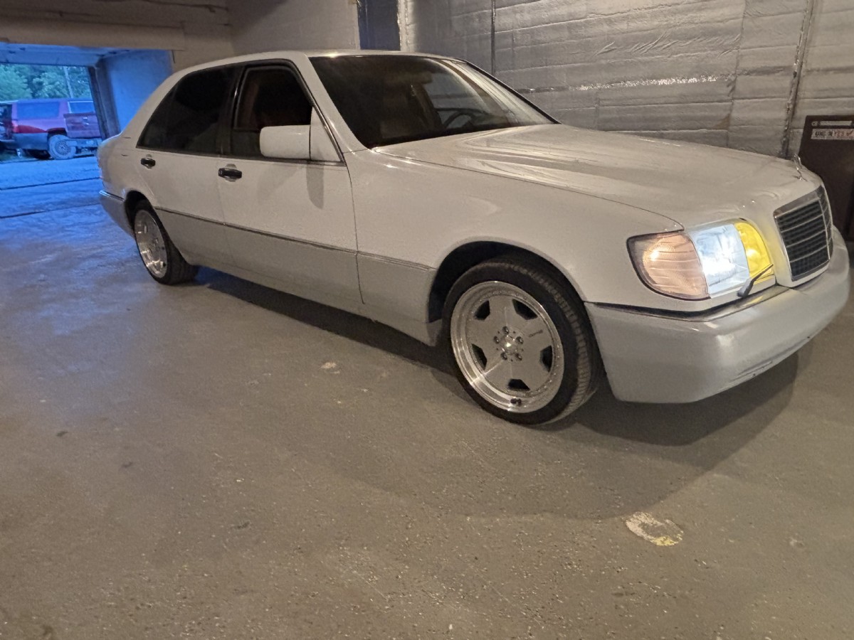 1993 Mercedes-Benz 400