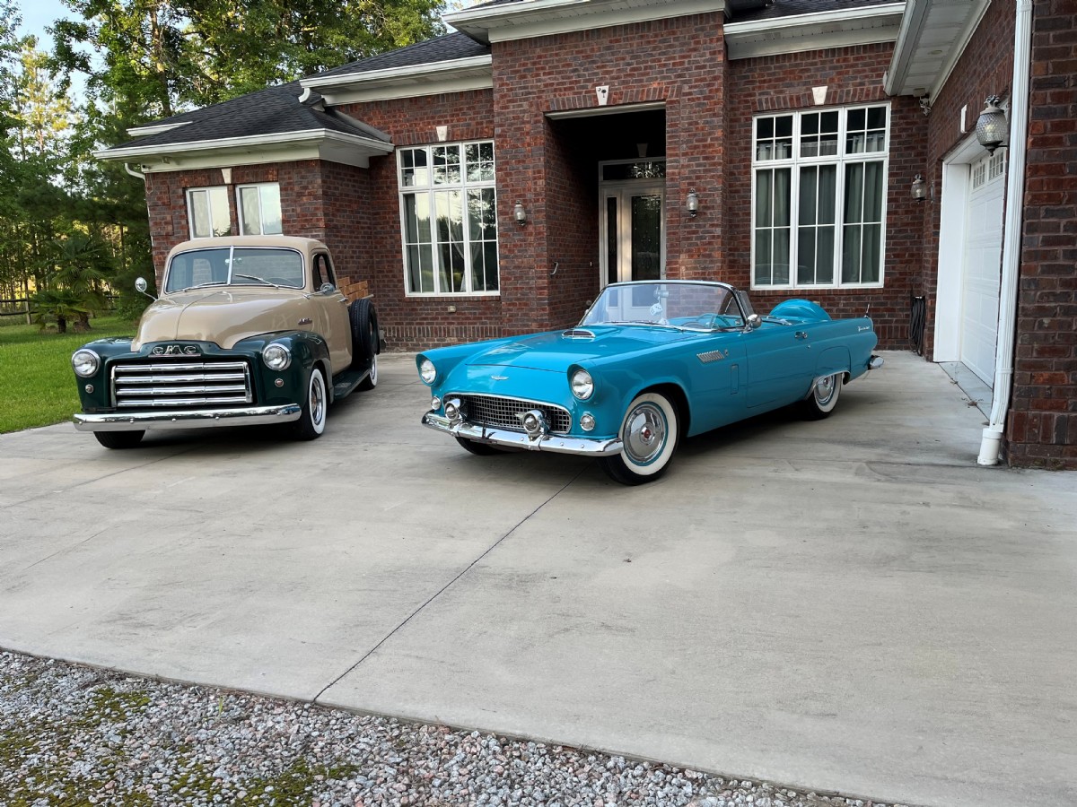 1956 Ford Thunderbird