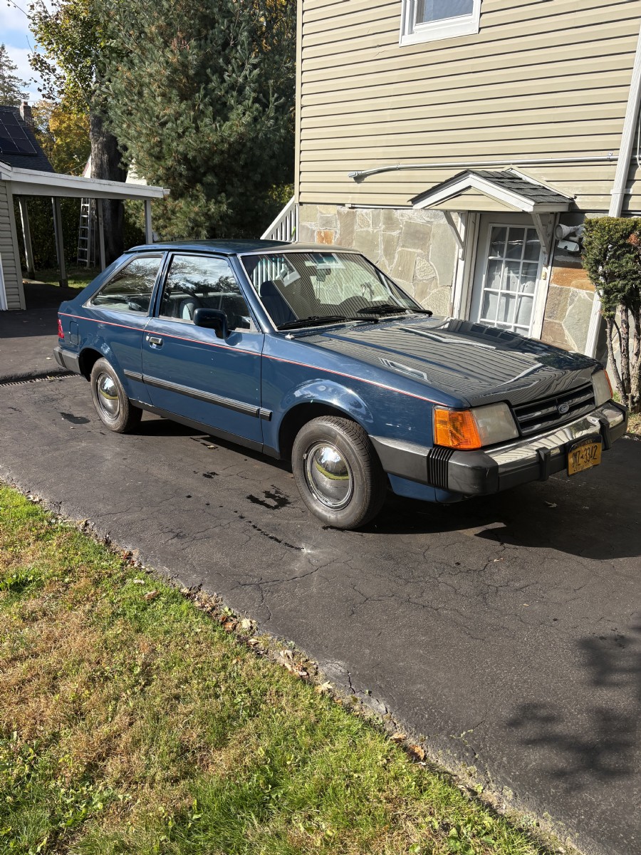 1987 Ford Escort