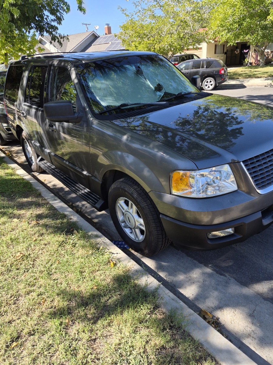 2004 Ford Expedition