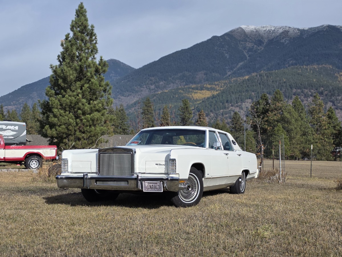 1979 Lincoln  Continental Town car