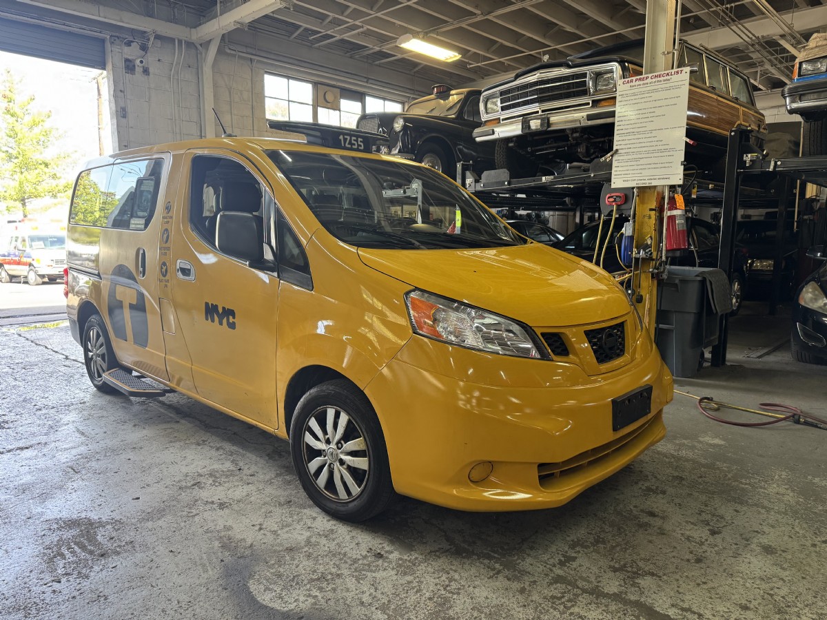 2014 Nissan NV200