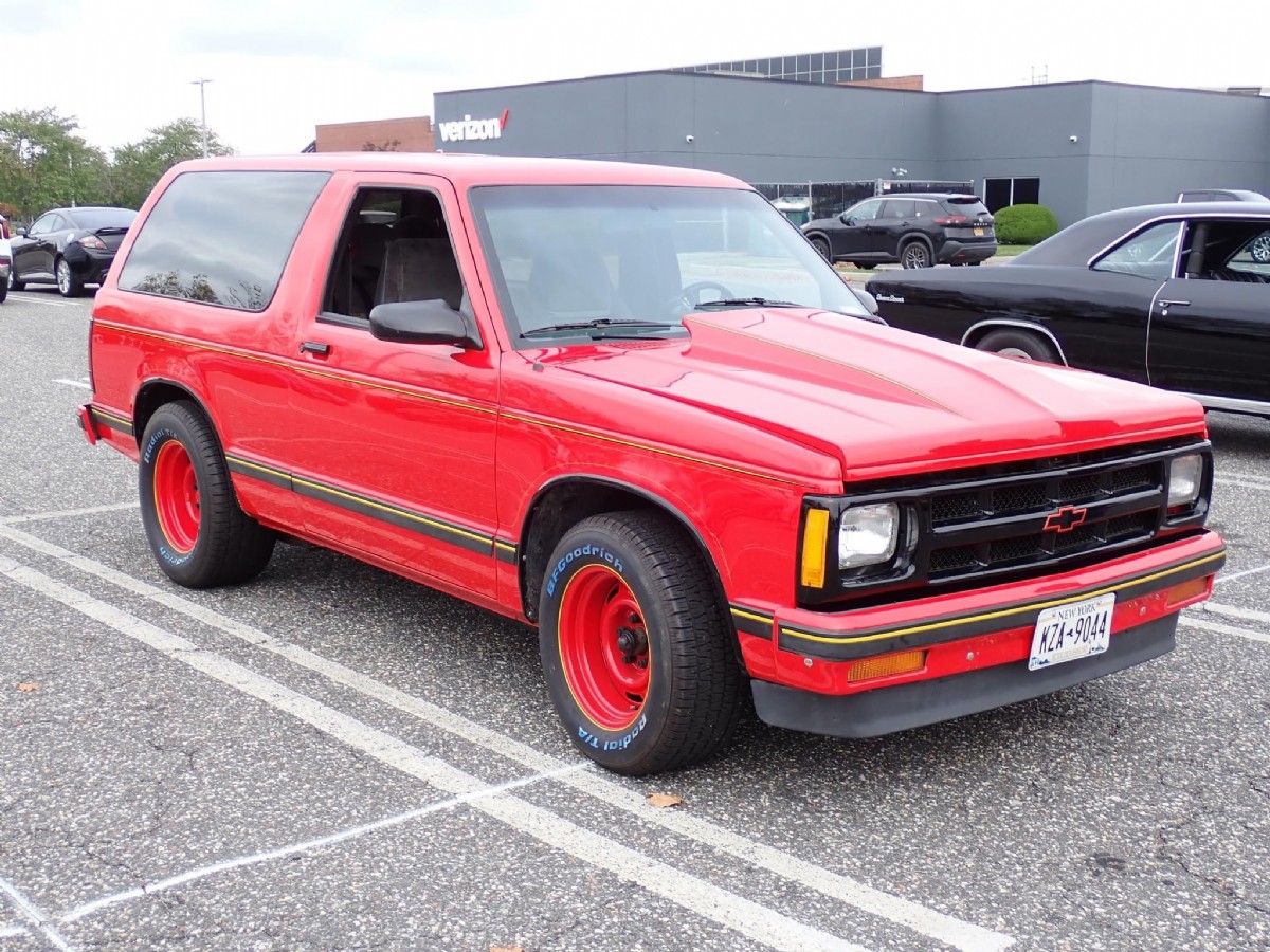 1988 GMC S15 Utility 1/2 Ton Nominal