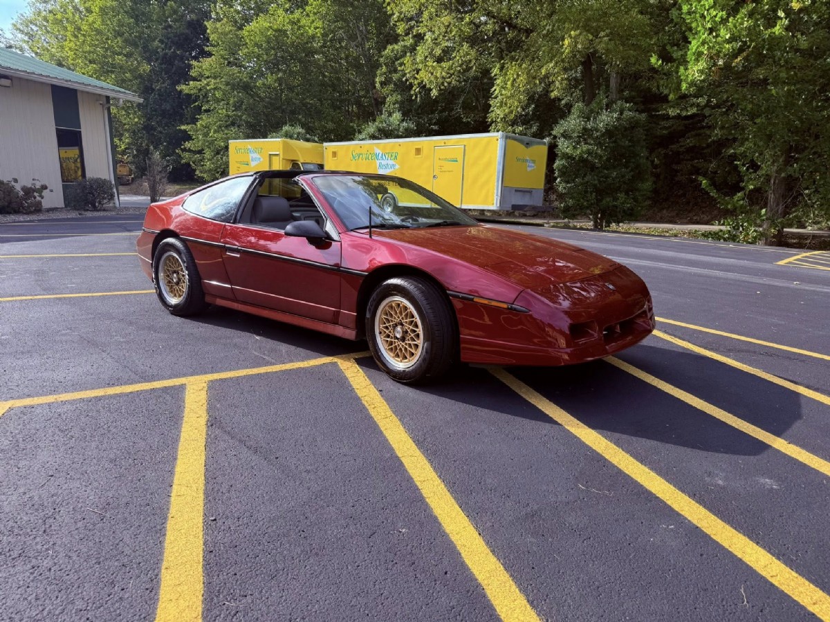 1988 Pontiac Fiero