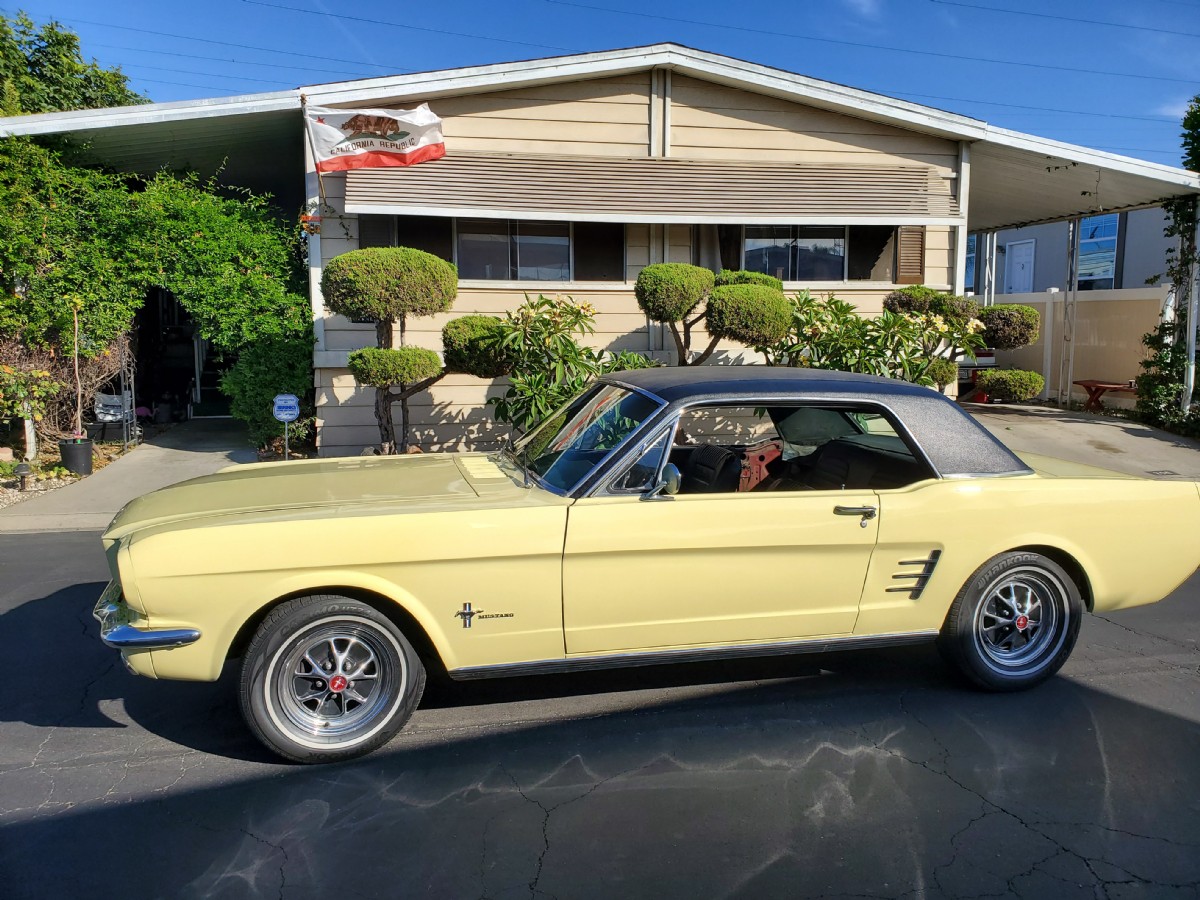1966 Ford Mustang