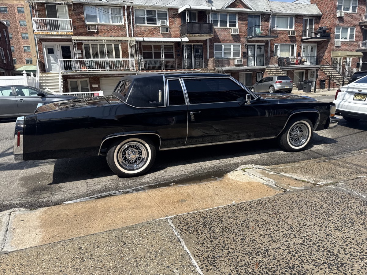 1984 Cadillac Coupe Deville