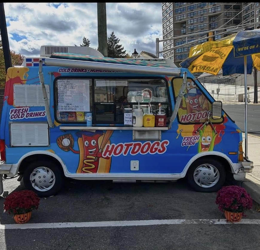 1987 Chrysler Hot Dog Truck