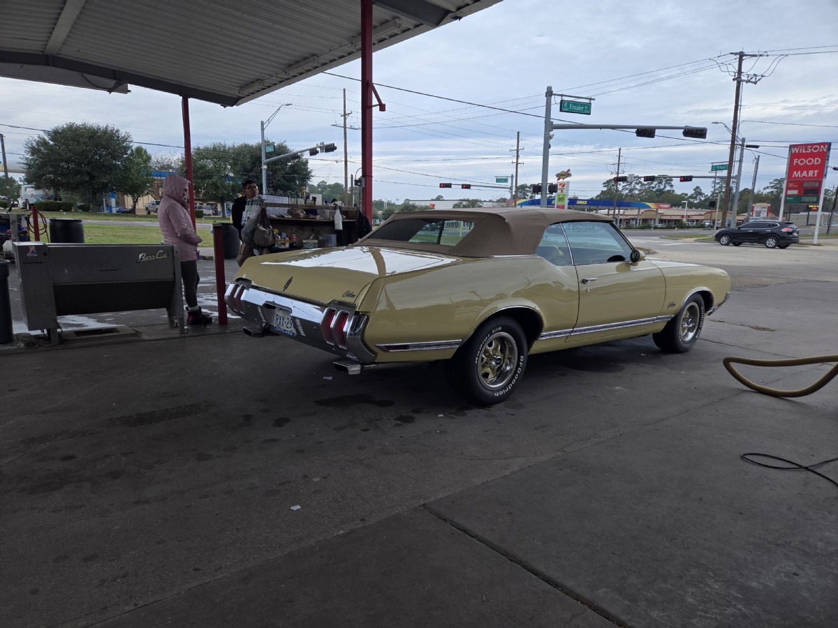 1970 Oldsmobile Cutlass Supreme Convertible
