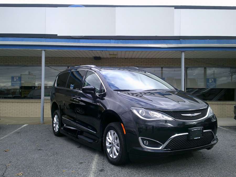 2023 Chrysler Pacifica