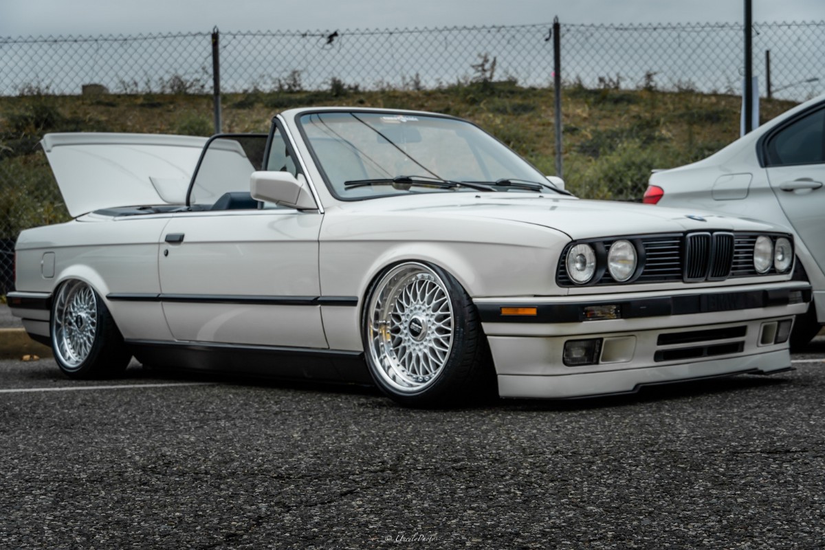 1991 BMW 325i 3-Series