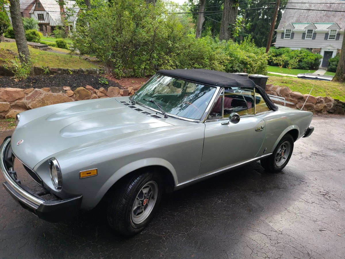 1980 Fiat 124 Spider