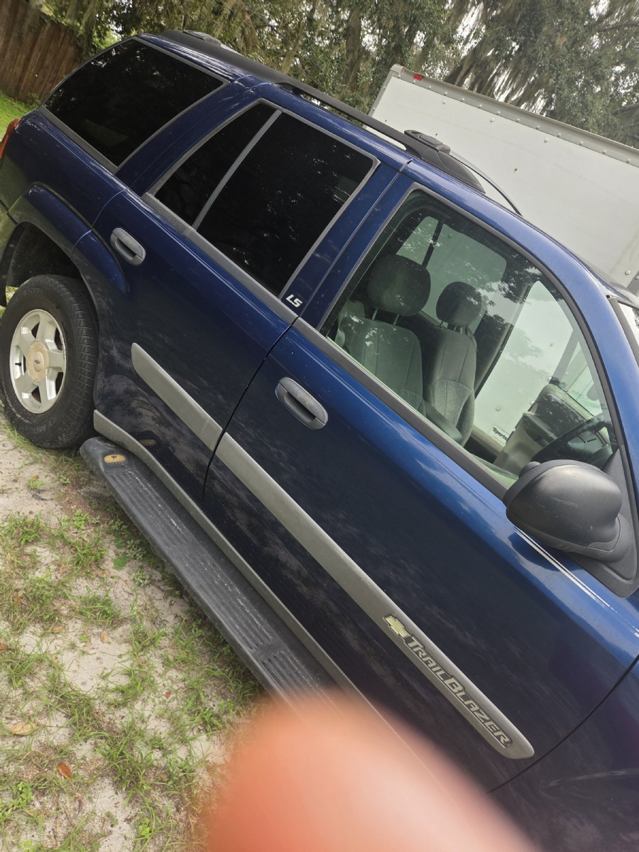 2003 CHEVROLET Trailblazer EXT (1/2 Ton)