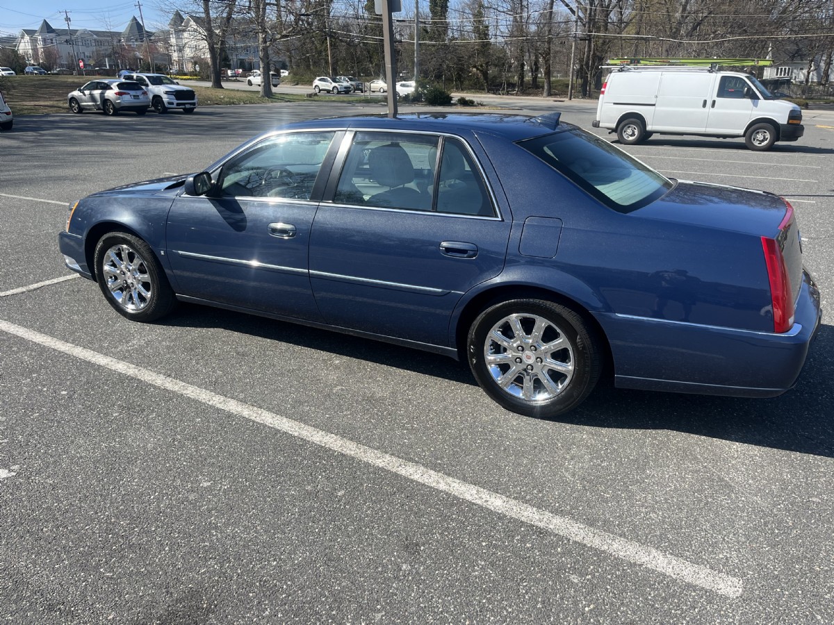2009 Cadillac DTS