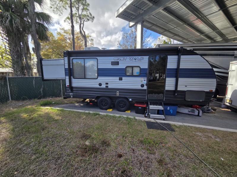2019 Forest River Grey Wolf Travel Trailer 20 ft