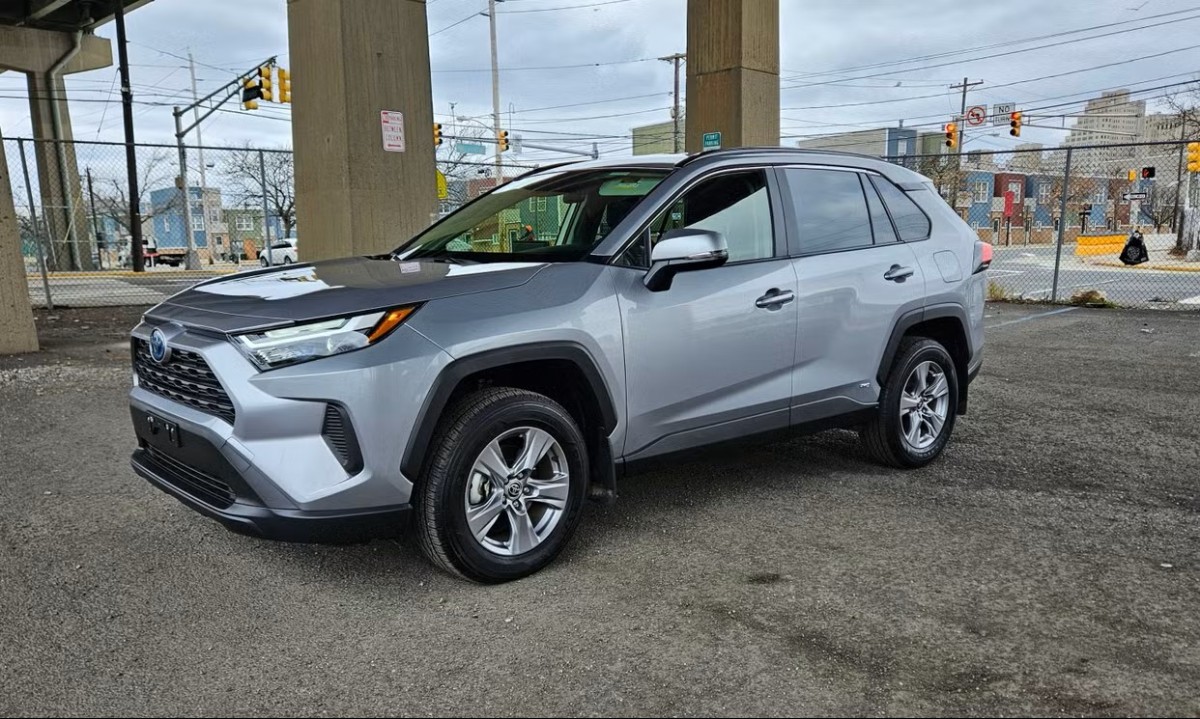 2023 Toyota RAV4