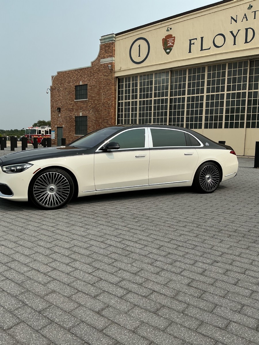 2024 Mercedes Maybach