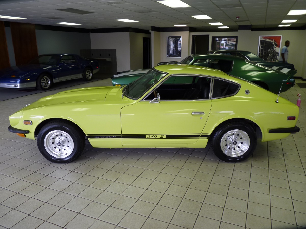 1972 datsun 240z