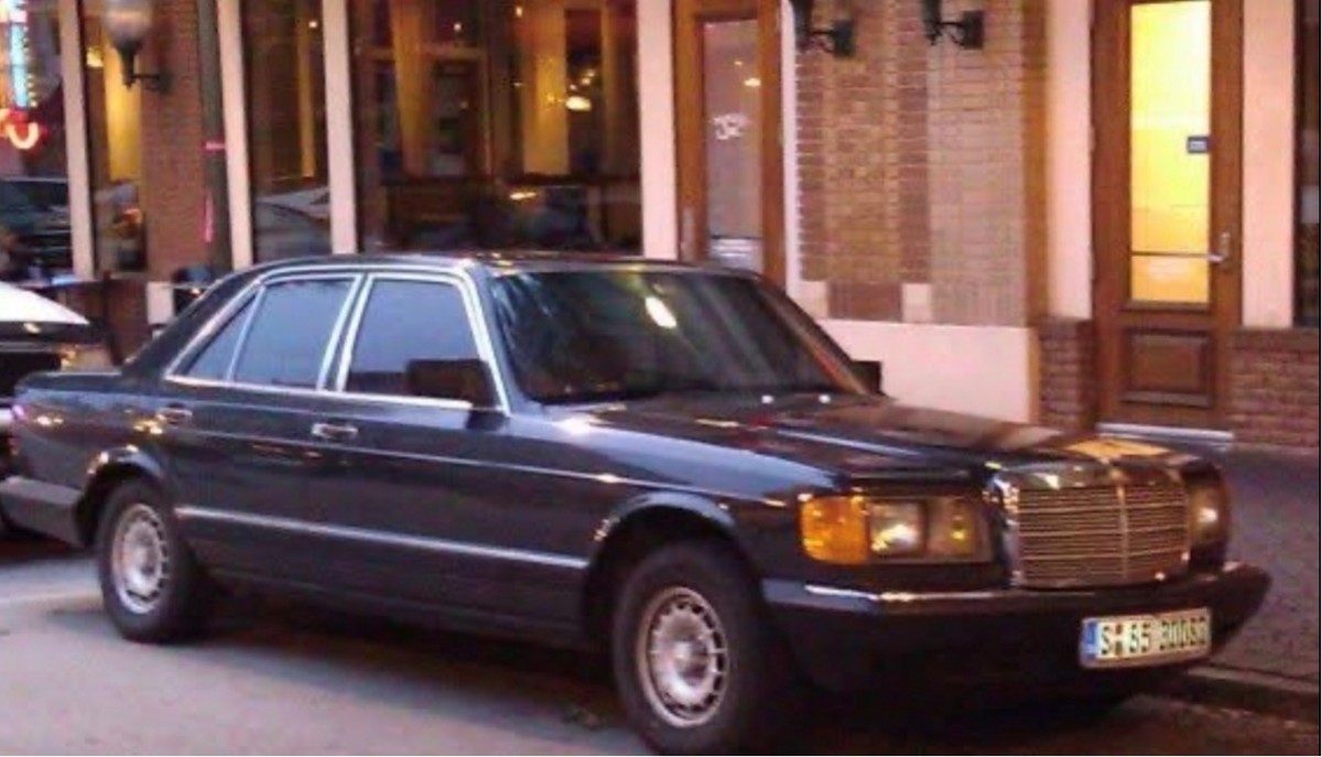 1985 Mercedes  300SD