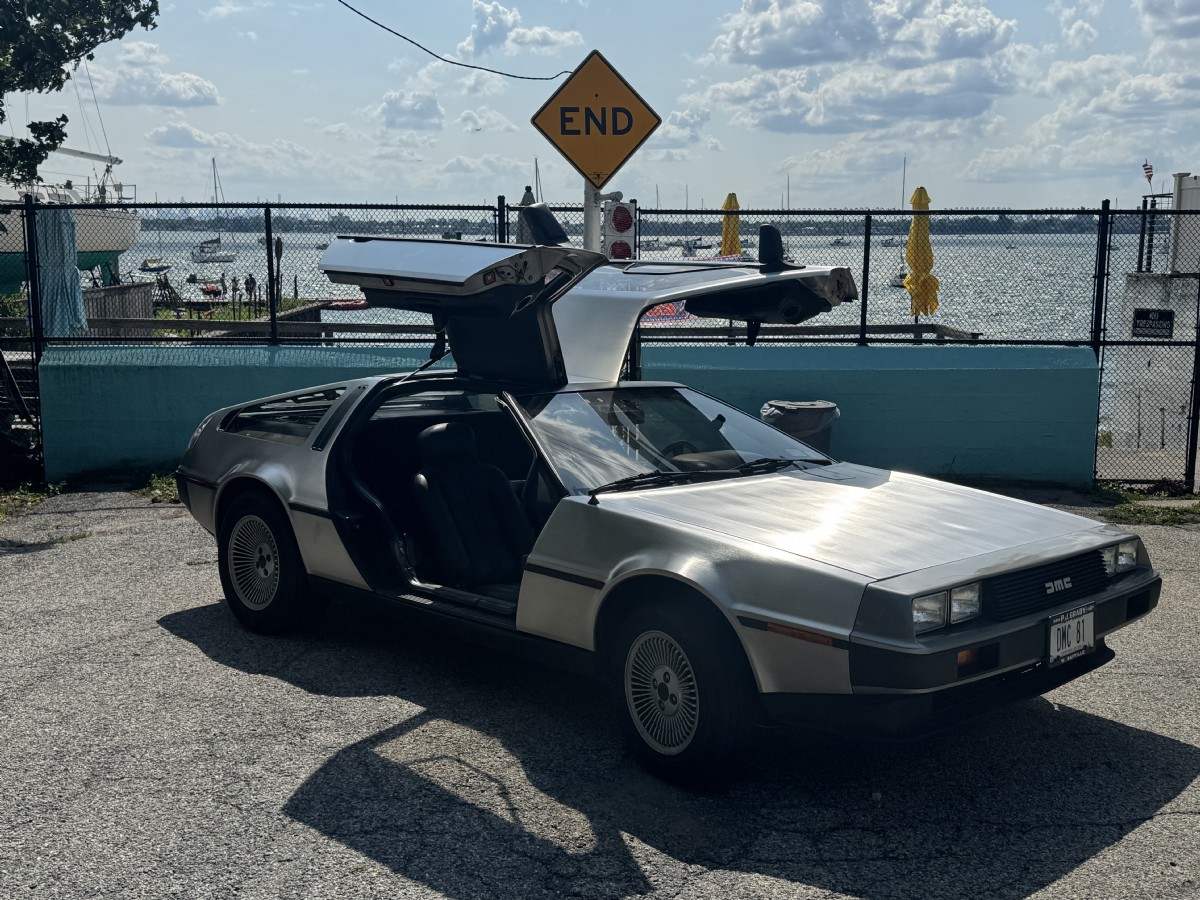 1981 DMC DeLorean