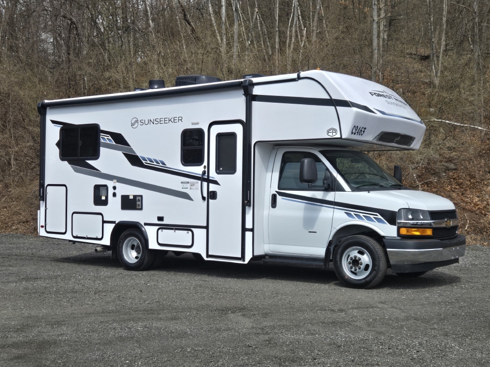 2026 Sunseeker Forest River 24'