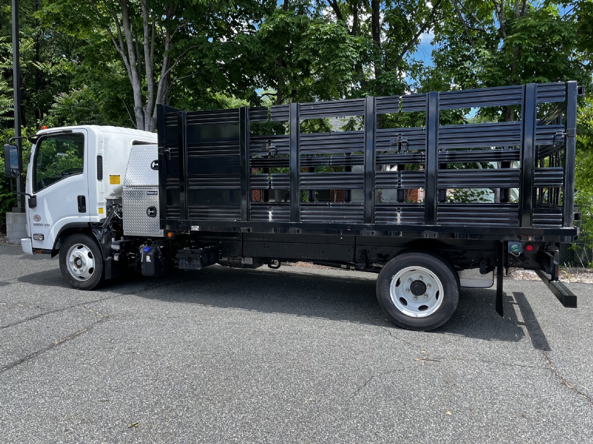 2018 Isuzu NPD HD