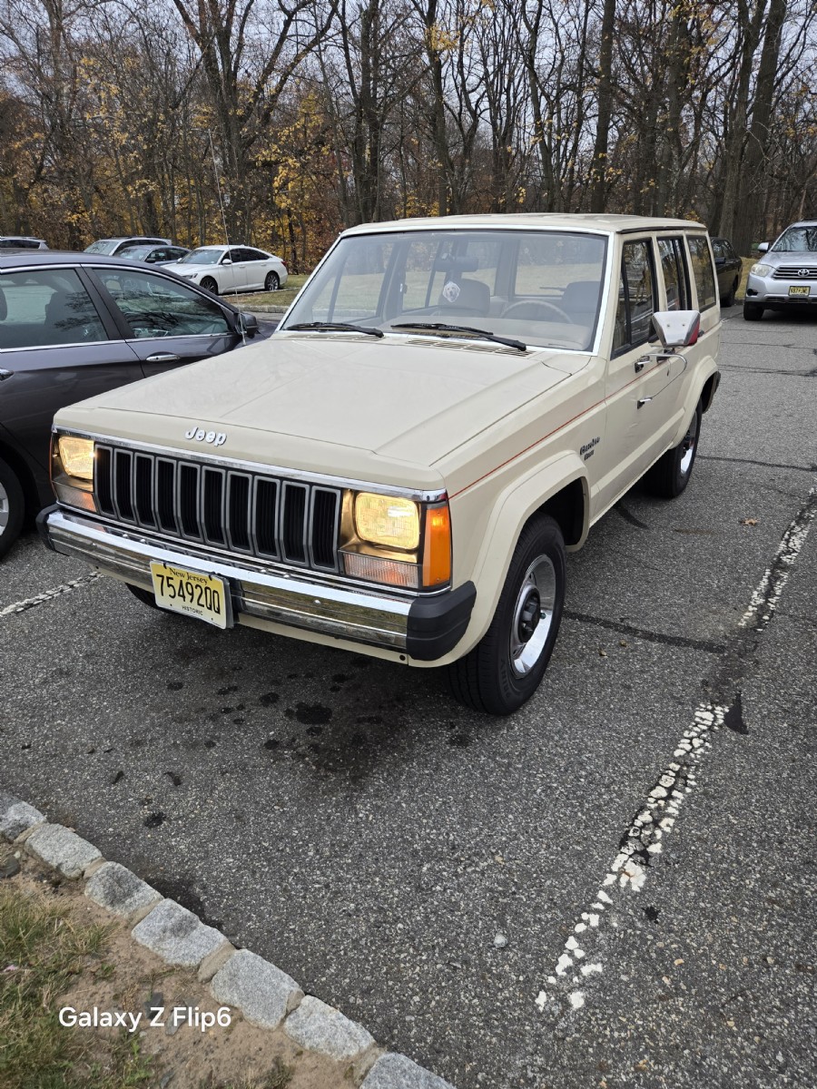 1984 Jeep Cherokee