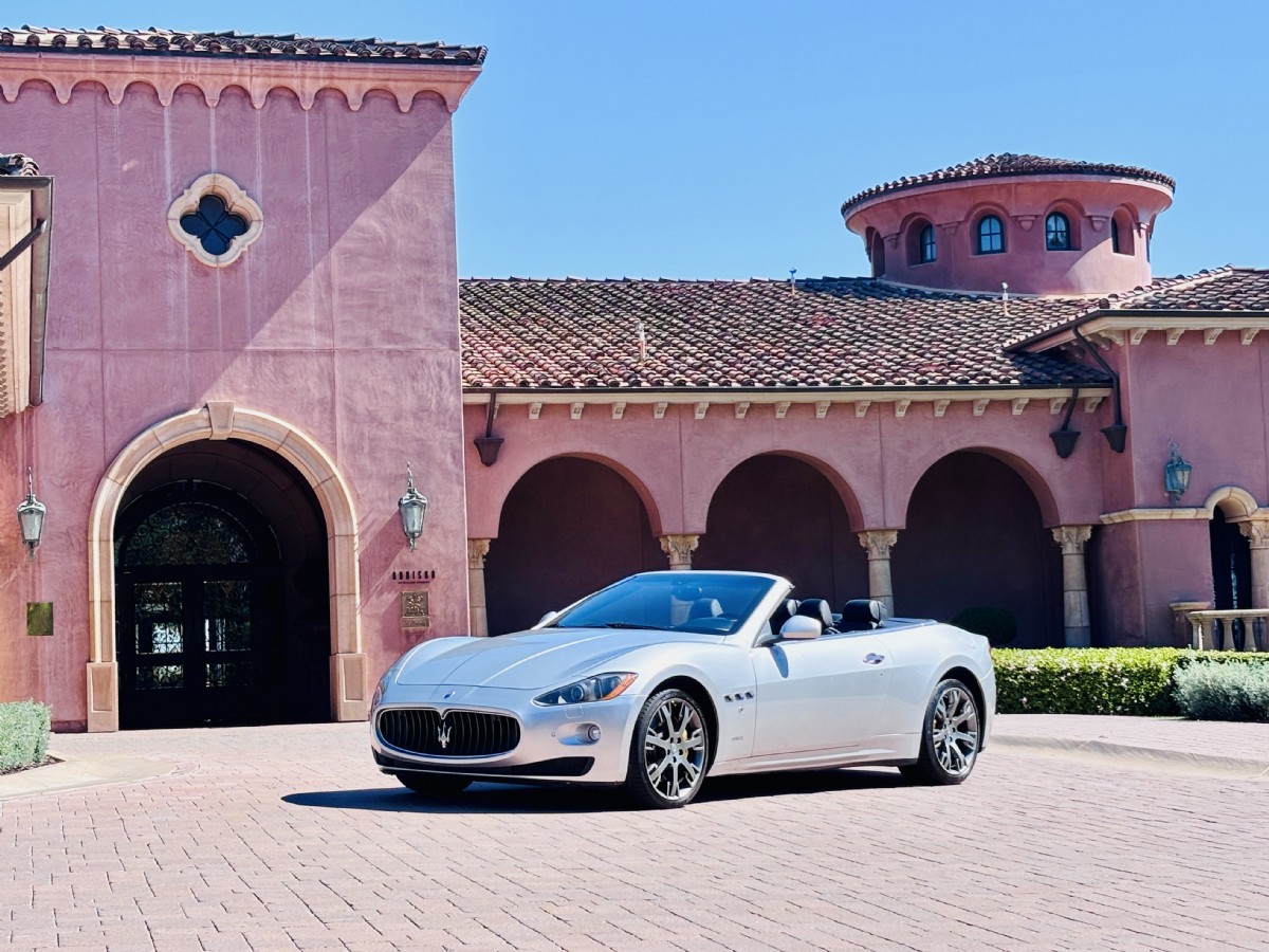 2011 MASERATI GranTurismo convertible