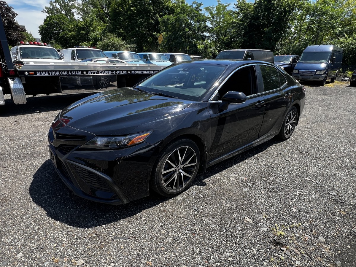 2023 TOYOTA Camry