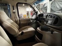 2005 FORD E-150