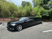 2022 Chrysler 300 LX