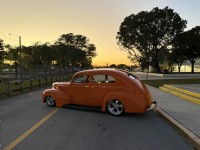 1940 Ford Tudor deluxe