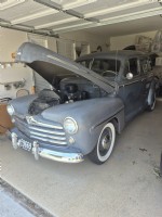 1947 Ford Super Deluxe Sedan
