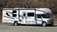 2025 Sunseeker Forest River 32'