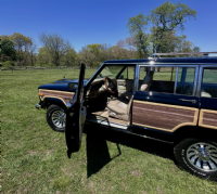 1990 JEEP Grand Wagoneer Base