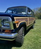 1990 JEEP Grand Wagoneer Base