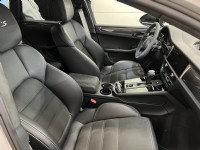 2026 PORSCHE Macan gts