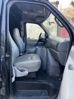 2001 Ford E-350