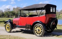 1915 Chalmers Tourer 7 Seater