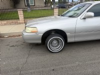 2004 LINCOLN Town Car Ultimate