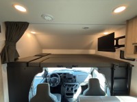 2025 Sunseeker Forest River 32'