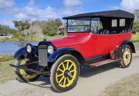 1915 Chalmers Tourer 7 Seater