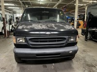 2001 Ford E-350
