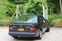1992 MERCEDES-BENZ 300