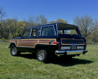1990 JEEP Grand Wagoneer Base