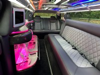 2022 Chrysler 300 LX