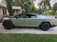 2025 Tesla Cybertruck