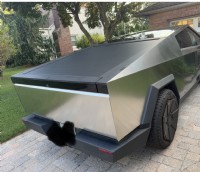 2025 Tesla Cybertruck