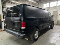 2001 Ford E-350